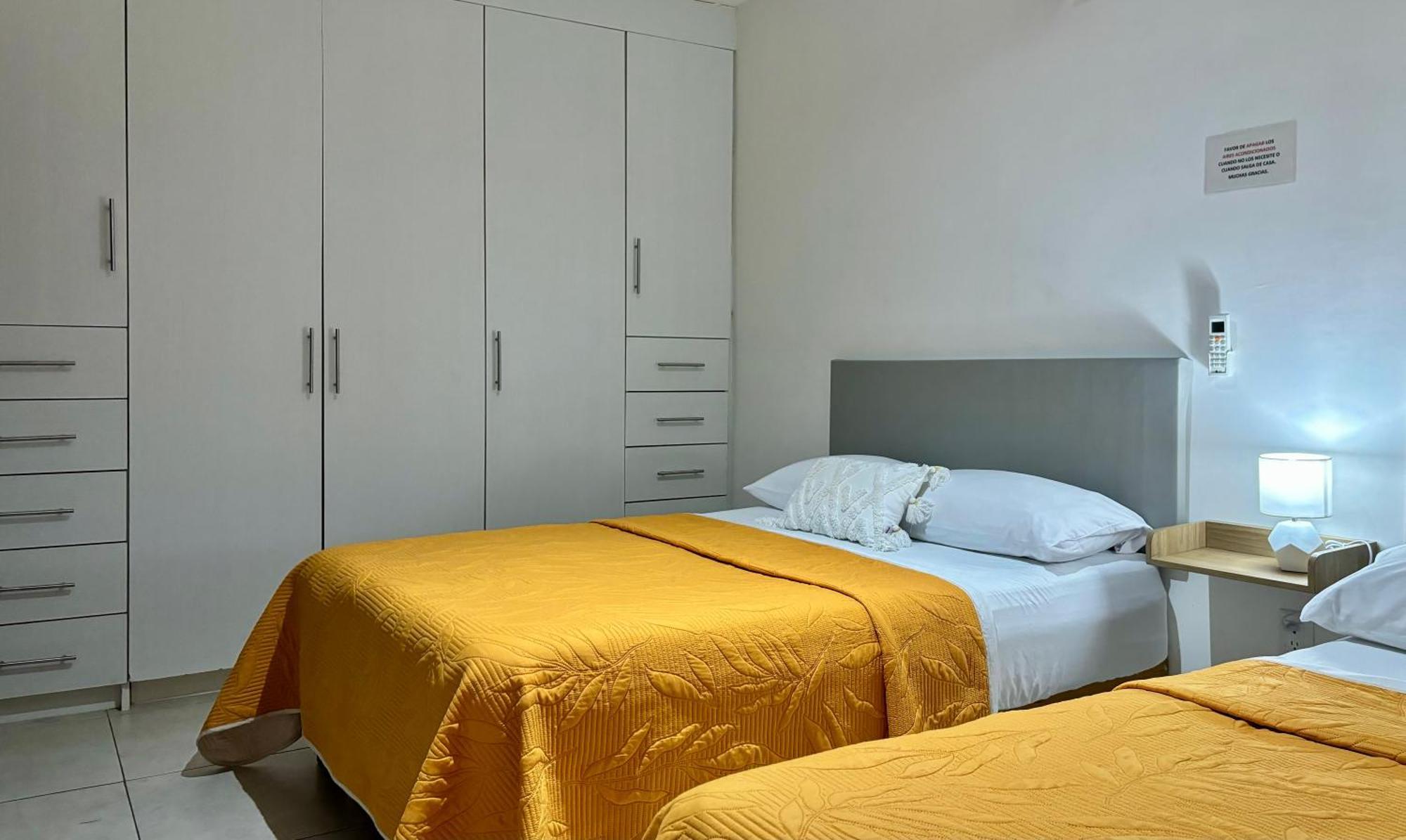 シウダー・バージェス Excelente Alberca Privada En Residencial Privado, Gym, Asadorヴィラ エクステリア 写真