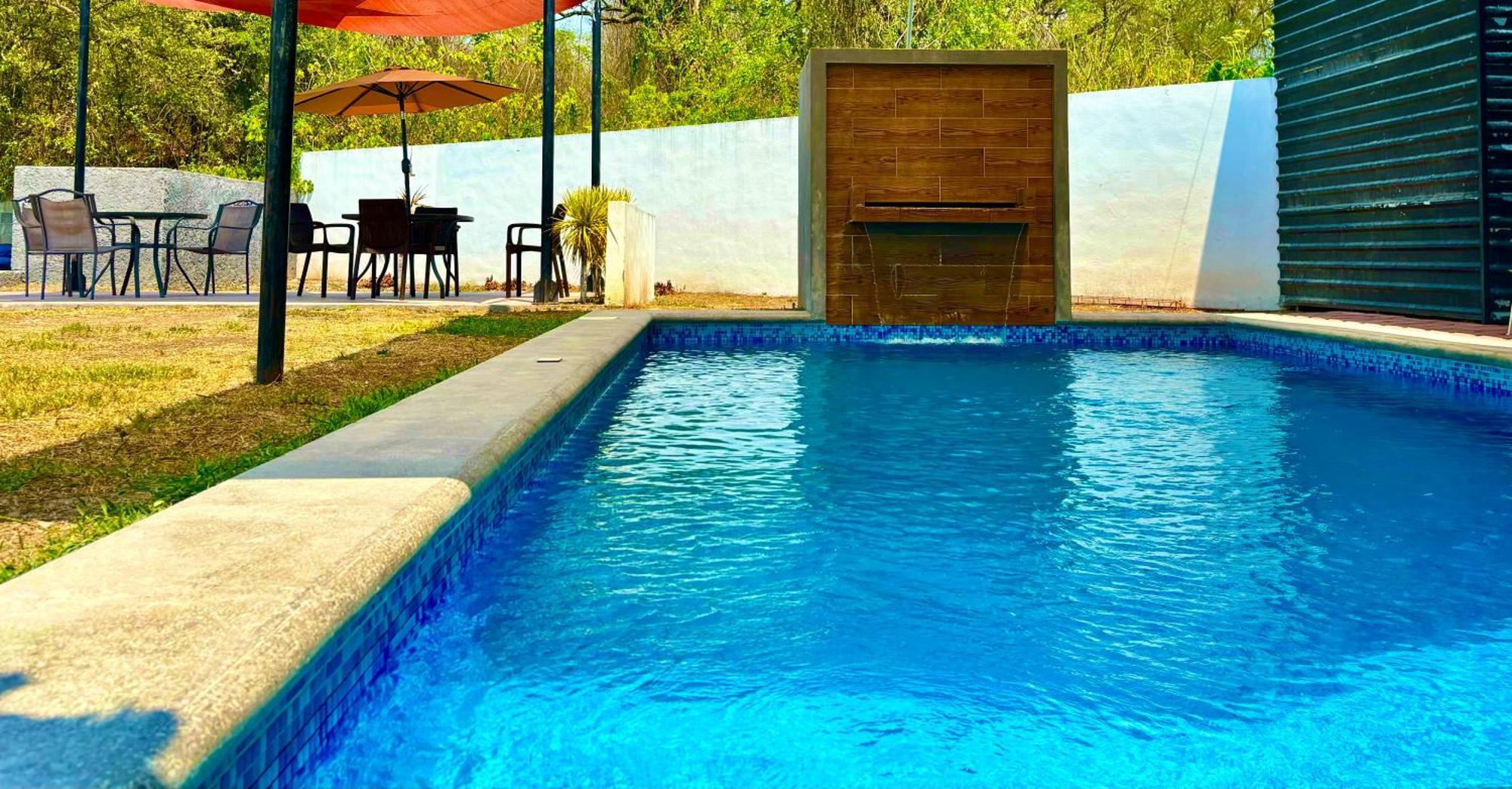 シウダー・バージェス Excelente Alberca Privada En Residencial Privado, Gym, Asadorヴィラ エクステリア 写真