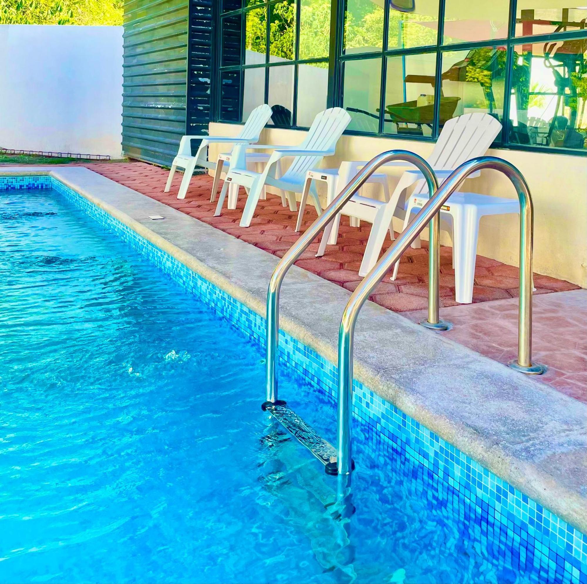 シウダー・バージェス Excelente Alberca Privada En Residencial Privado, Gym, Asadorヴィラ エクステリア 写真