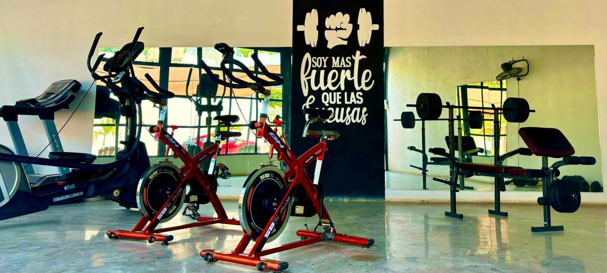 シウダー・バージェス Excelente Alberca Privada En Residencial Privado, Gym, Asadorヴィラ エクステリア 写真